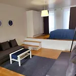 Spacious 44M2 Studio Apartment In Helsinki City Center